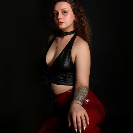 Lady Sativa nackt beste archiv