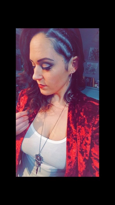 Lady Hourglass schöne perfekte bilder