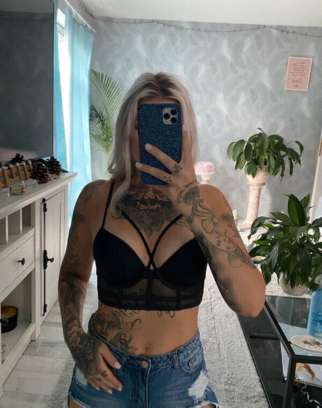 asiatische fingersatz onlyfans kunst nackte galerie