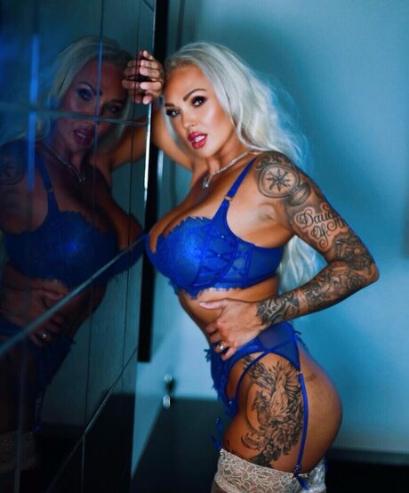 Camilla Jayne xxx foto