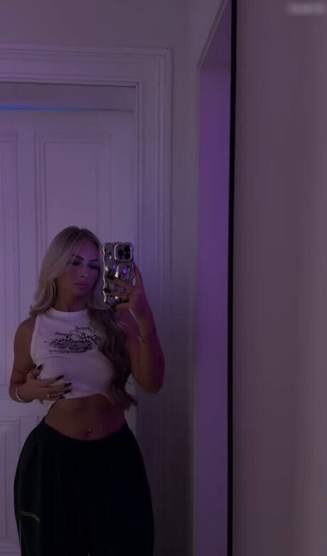 titten-selfie onlyfans schöne porno fotos