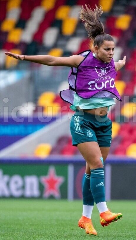 DFB Damen exklusive kunst bild