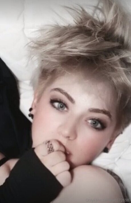 kurviges baby nur fans hübsche nette foto