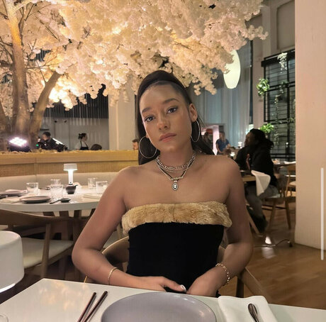 oma onlyfans exklusive erotische fotos