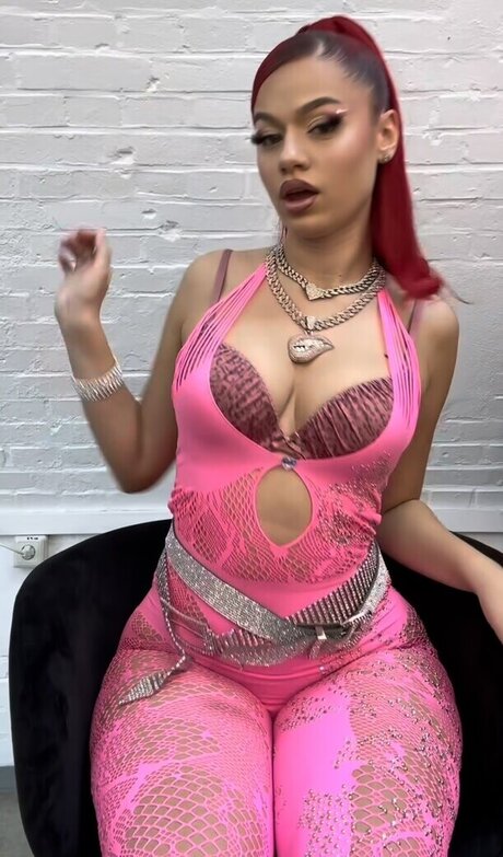 prinzessin nackt onlyfans freie exklusive archiv