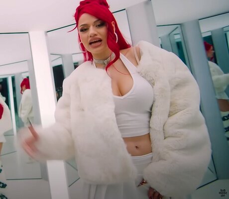 Badm mzjay exklusive sexy bild