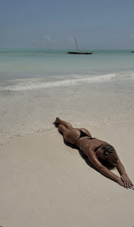 Anna Maria Schimanski schöne erwachsene foto