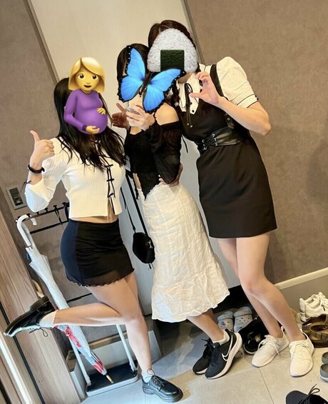 Akuma Nihmune sexy top bilder