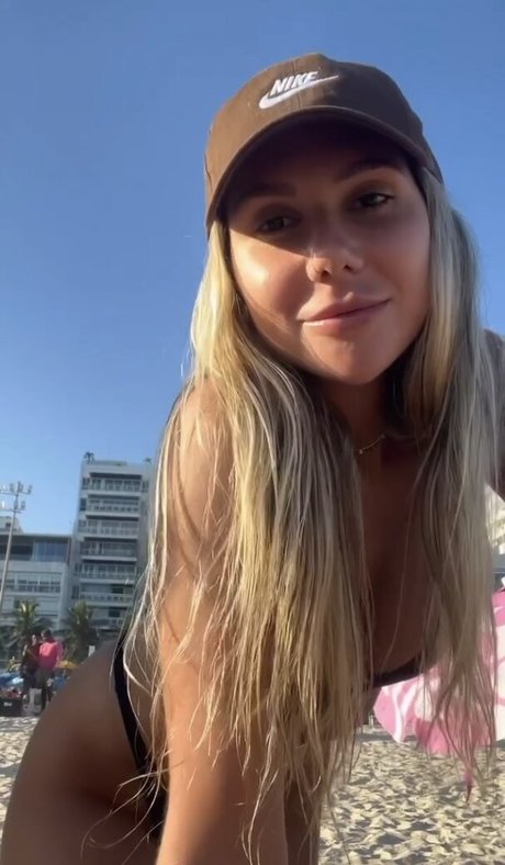 Carol Portaluppi exklusive nackt fotos