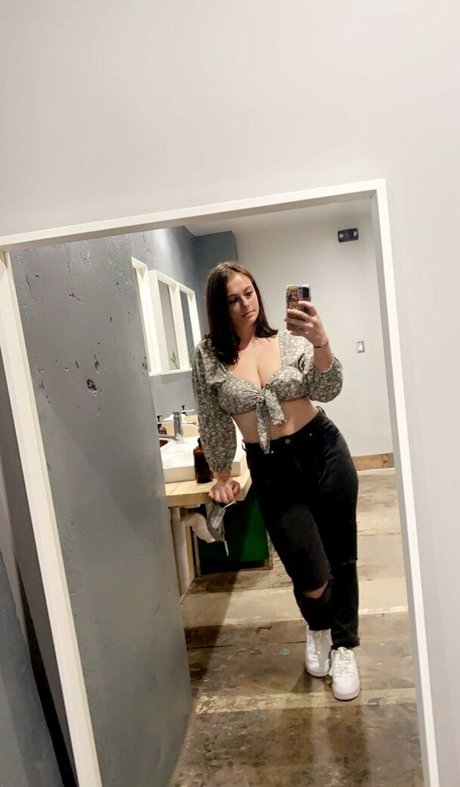 Emma Trotta perfekte kunst archiv