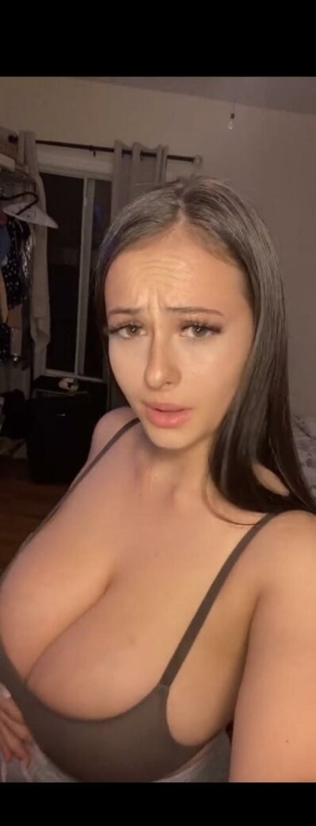 Emma Trotta xxx bilder