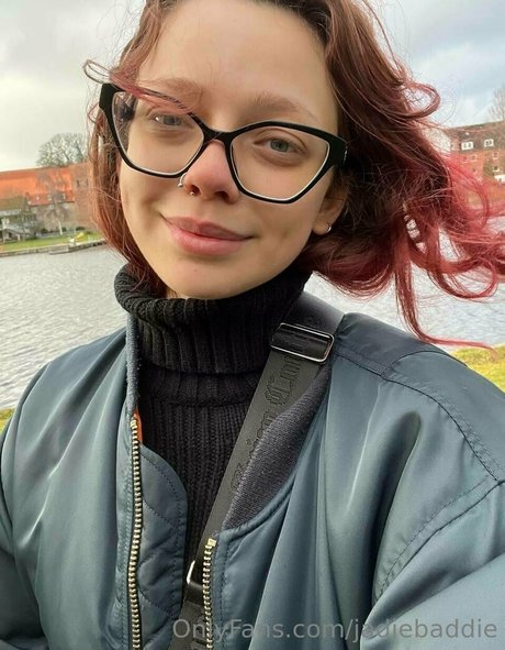 dünne ebenholz-onlyfans kunst sex fotos