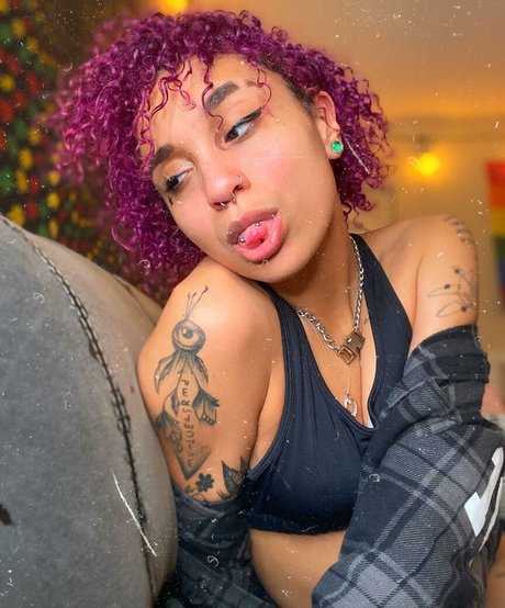 Sierra Love model erwachsene foto