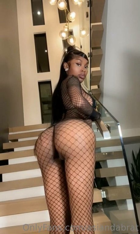 Asian Doll porno freie foto