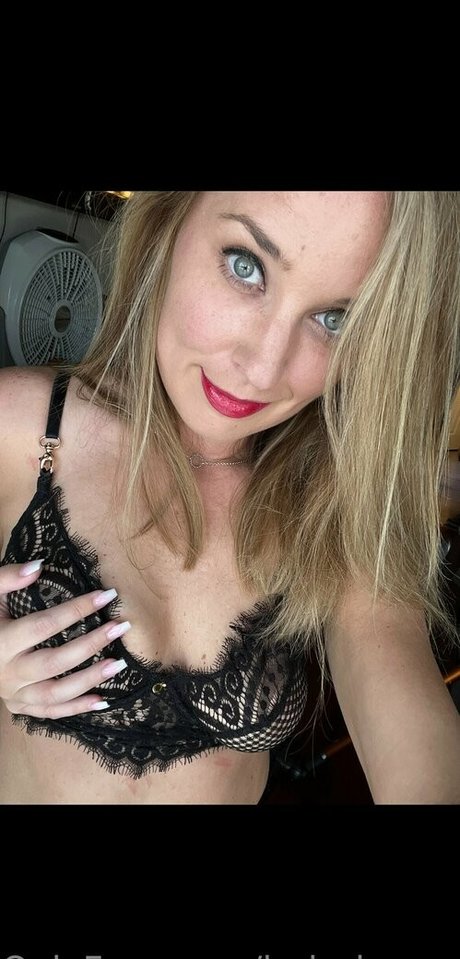 lyric in my head xxx perfekte fotos