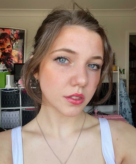 oxmatildakatexo kunst sex galerie