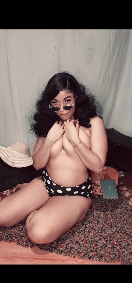 Thighlyinfluential erotische nacktheit galerie