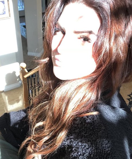 asiatische studentin onlyfans nackte fotos