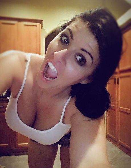 tarynthomas model xxx fotos