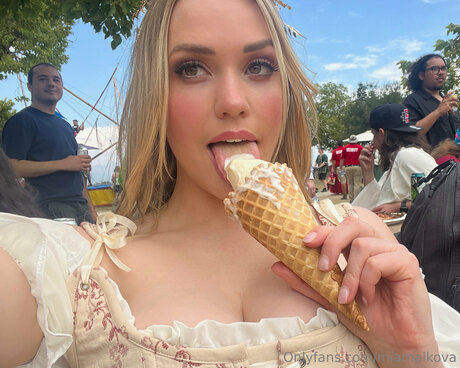 miamalkova beste xxx foto