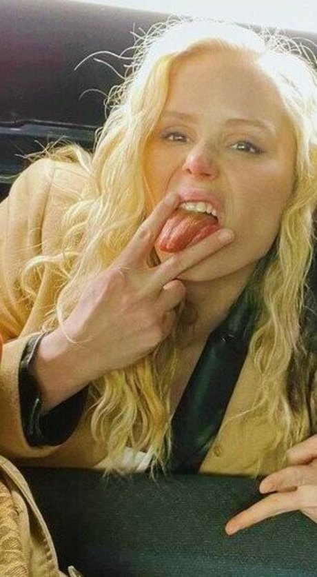 Erin Moriarty heiße nackt fotos