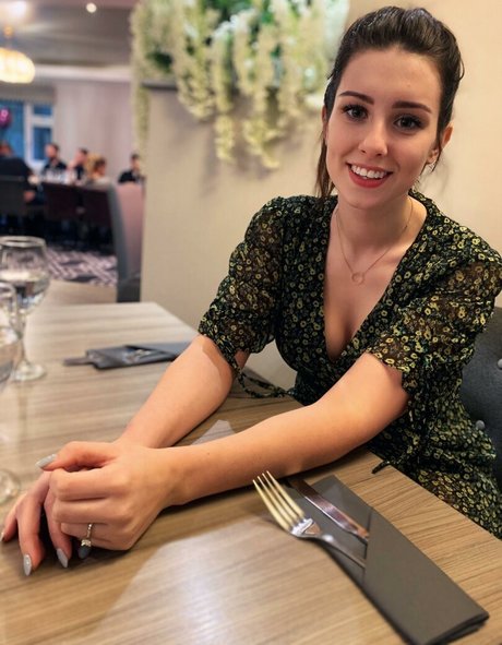 ErinMoore sexy schöne archiv