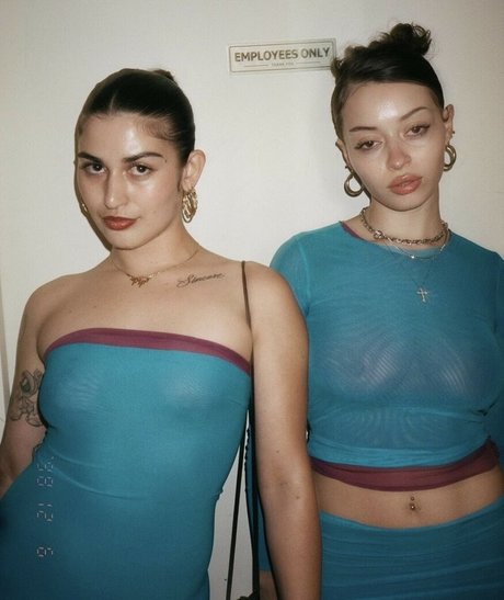 Vivica Santiago erwachsene nackte galerien