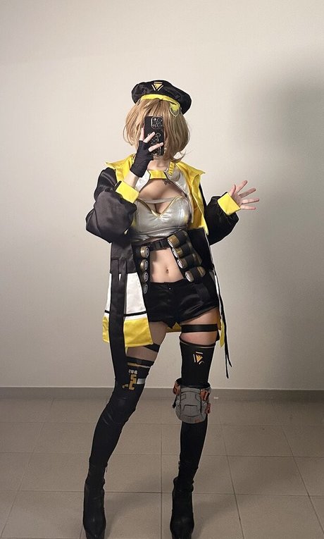 Biya kunst nacktheit fotos