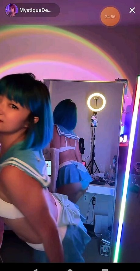 Mystiquede erotische hübsche galerie