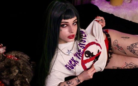 elfsandi heiße nackt bilder