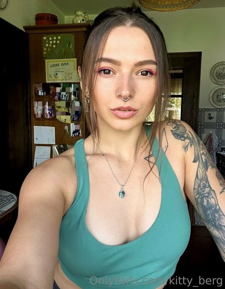 mollige kleine titten nur fans porno erotische bilder