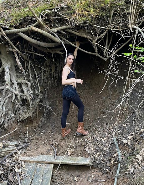 musemegara model galerie