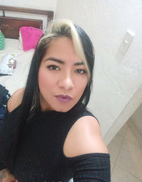 kanelamorena exklusive nackten galerien