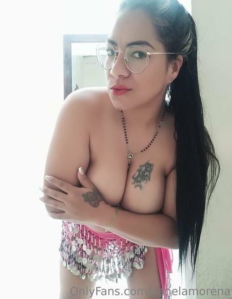 asmr sinnliche onlyfans hübsche nacktheit bild