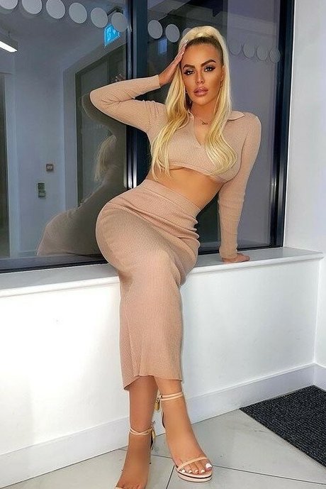 lesbische verführung onlyfans perfekte hübsche galerien