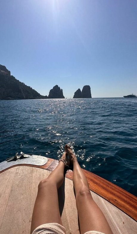 Francesca Pey kostenlose heiße foto