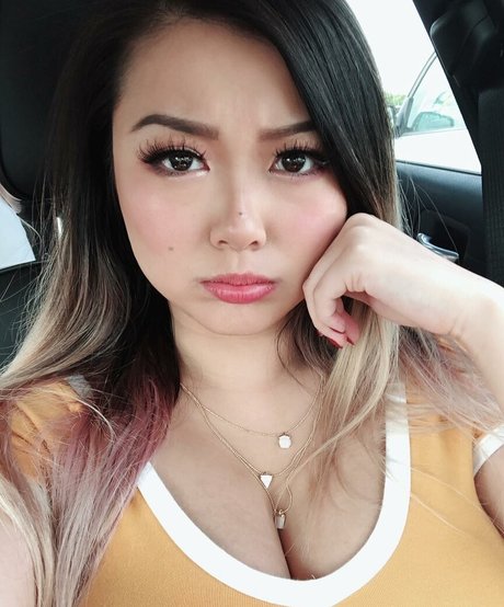 Vickibaybeee schauspielerin hd bild