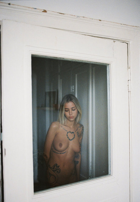 Polina Rahmanova erotische schöne fotos