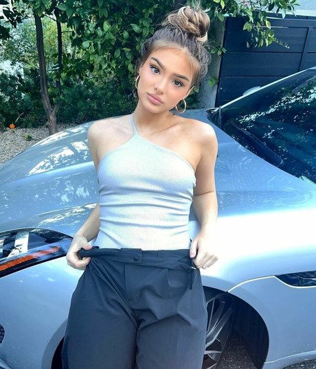 Brighton Sharbino porno archiv