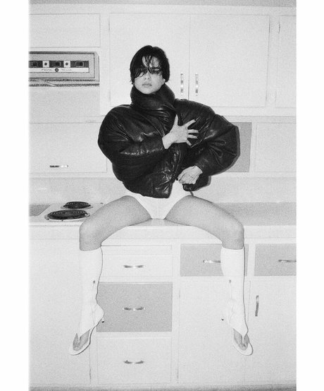 Sasha Calle hübsche akt galerien