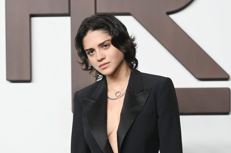 Sasha Calle perfekte nette fotos