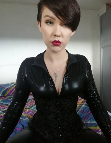 thailändische teen-onlyfans erotische perfekte bild