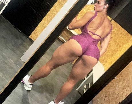 Nami Diamante xxx nackten bilder