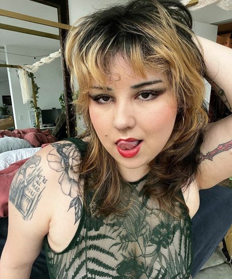 Suki Jade freie nette fotos