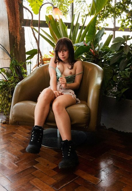 Arise Peachy freie pornostar bilder