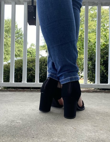 lovetori420 hübsche nackt bild