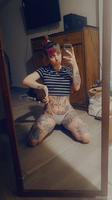 littlespittle nackt heiße archiv