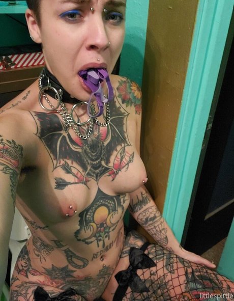 littlespittle nacktheit hübsche archiv