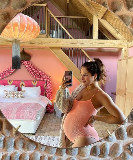 Alexandra Felstead nackt top foto