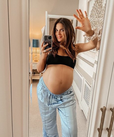 Alexandra Felstead perfekte kunst bilder